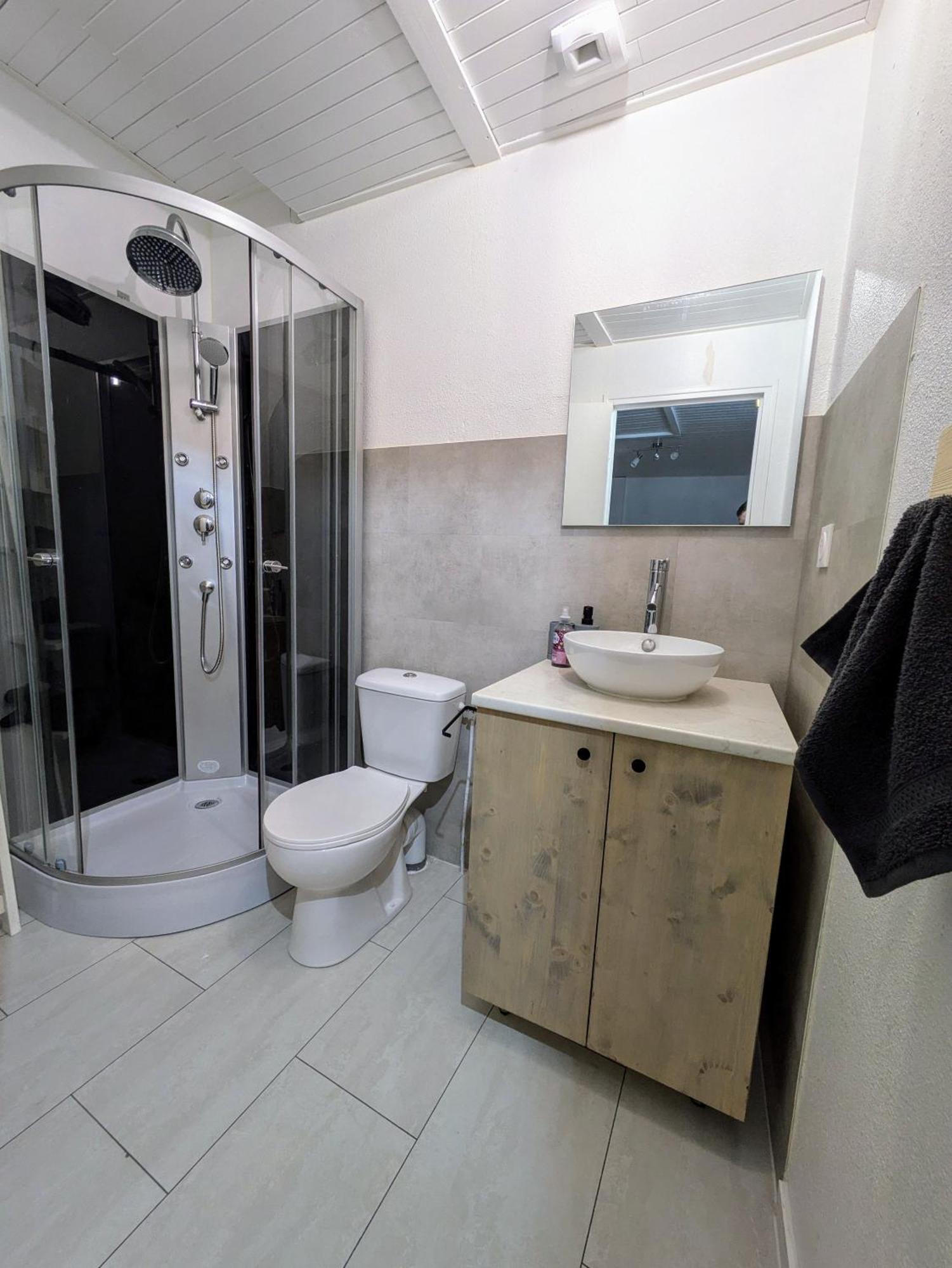 Apartamento Sous La Tour Poligny  Exterior foto